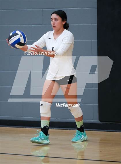 Thumbnail 3 in Douglas vs Glendale Prep photogallery.