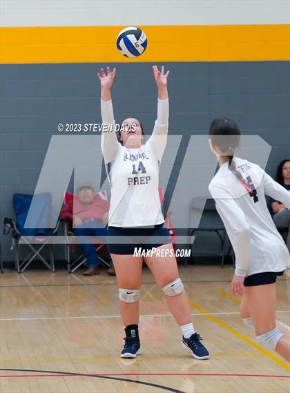 Thumbnail 1 in Douglas vs Glendale Prep photogallery.
