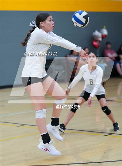 Thumbnail 2 in Douglas vs Glendale Prep photogallery.