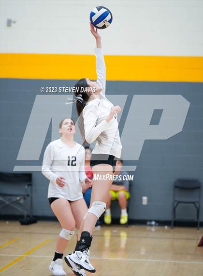 Thumbnail 3 in Douglas vs Glendale Prep photogallery.