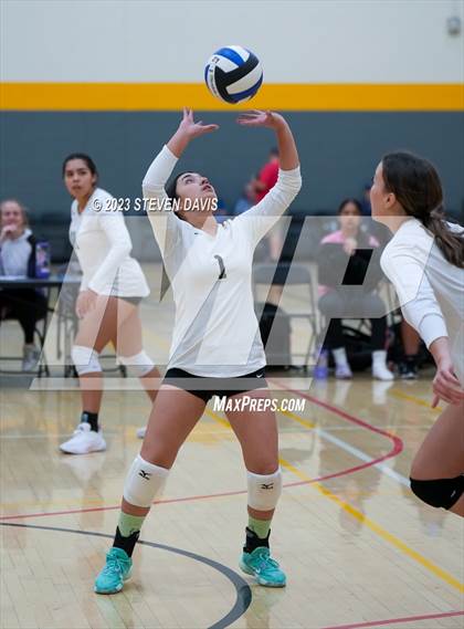 Thumbnail 1 in Douglas vs Glendale Prep photogallery.