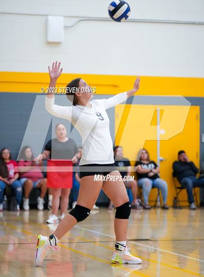 Thumbnail 3 in Douglas vs Glendale Prep photogallery.
