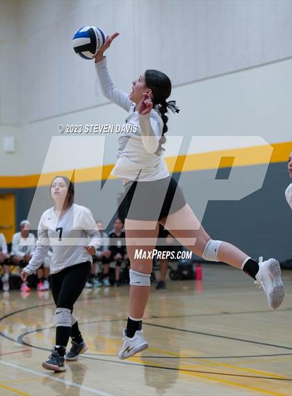 Thumbnail 2 in Douglas vs Glendale Prep photogallery.