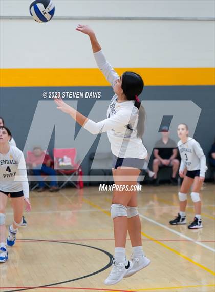 Thumbnail 2 in Douglas vs Glendale Prep photogallery.