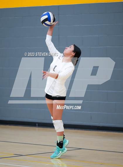 Thumbnail 1 in Douglas vs Glendale Prep photogallery.