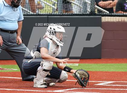 Thumbnail 3 in Rock Hill vs. Forney (UIL 5A Regional Semifinal) photogallery.