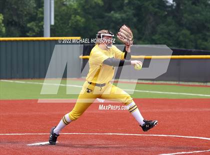 Thumbnail 2 in Rock Hill vs. Forney (UIL 5A Regional Semifinal) photogallery.
