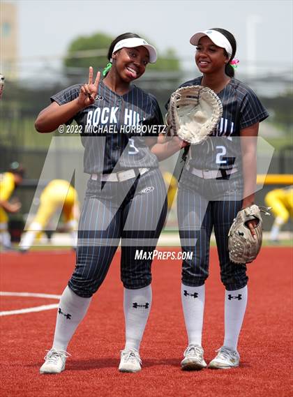 Thumbnail 3 in Rock Hill vs. Forney (UIL 5A Regional Semifinal) photogallery.