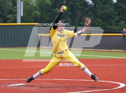 Thumbnail 3 in Rock Hill vs. Forney (UIL 5A Regional Semifinal) photogallery.