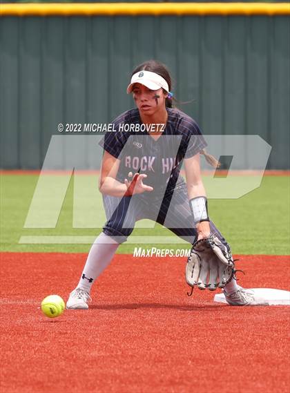 Thumbnail 3 in Rock Hill vs. Forney (UIL 5A Regional Semifinal) photogallery.