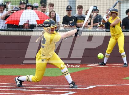 Thumbnail 3 in Rock Hill vs. Forney (UIL 5A Regional Semifinal) photogallery.
