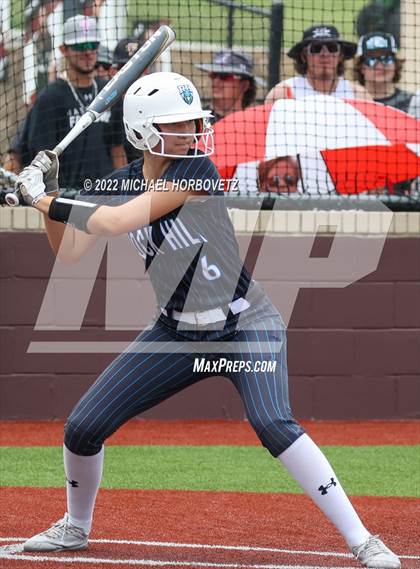 Thumbnail 1 in Rock Hill vs. Forney (UIL 5A Regional Semifinal) photogallery.