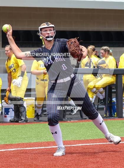 Thumbnail 1 in Rock Hill vs. Forney (UIL 5A Regional Semifinal) photogallery.
