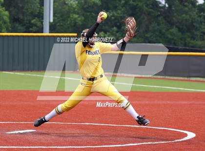 Thumbnail 2 in Rock Hill vs. Forney (UIL 5A Regional Semifinal) photogallery.