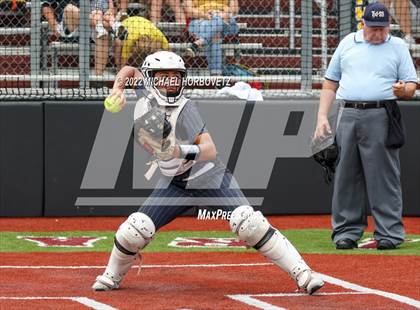 Thumbnail 3 in Rock Hill vs. Forney (UIL 5A Regional Semifinal) photogallery.