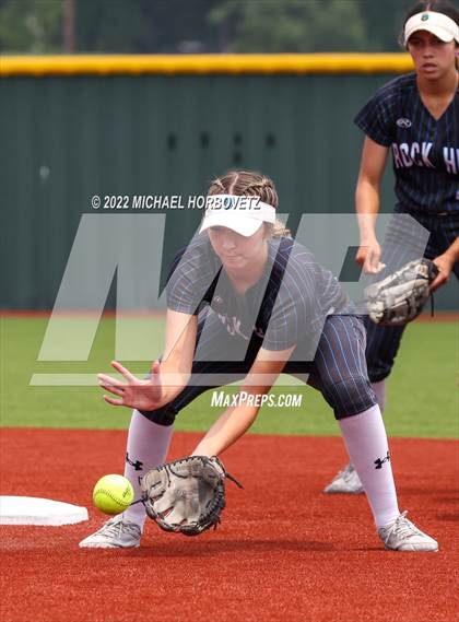 Thumbnail 1 in Rock Hill vs. Forney (UIL 5A Regional Semifinal) photogallery.