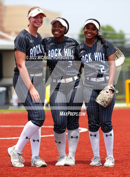 Thumbnail 1 in Rock Hill vs. Forney (UIL 5A Regional Semifinal) photogallery.