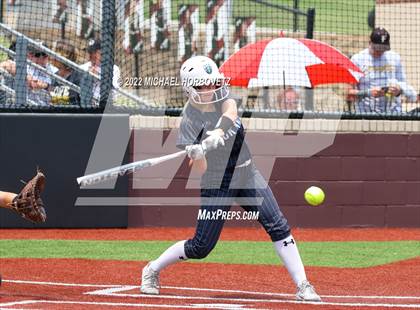 Thumbnail 3 in Rock Hill vs. Forney (UIL 5A Regional Semifinal) photogallery.