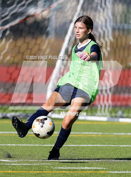 Thumbnail 2 in Yelm @ Olympia photogallery.