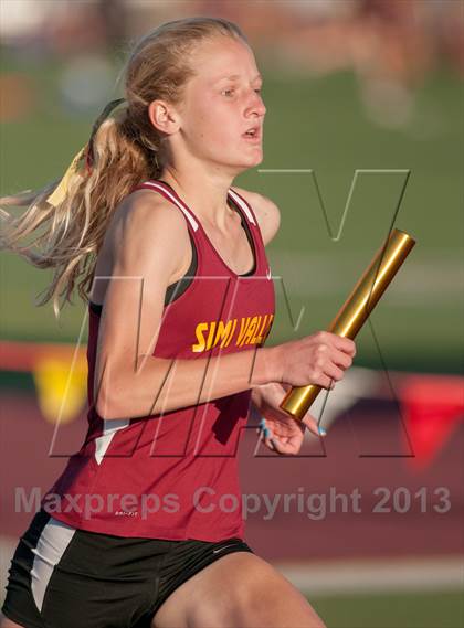 Thumbnail 2 in Westlake vs Simi Valley (4x400m Relay) photogallery.