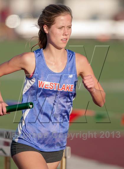 Thumbnail 2 in Westlake vs Simi Valley (4x400m Relay) photogallery.