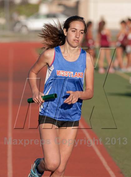 Thumbnail 2 in Westlake vs Simi Valley (4x400m Relay) photogallery.