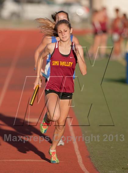 Thumbnail 2 in Westlake vs Simi Valley (4x400m Relay) photogallery.