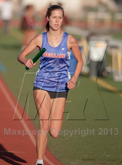 Thumbnail 1 in Westlake vs Simi Valley (4x400m Relay) photogallery.