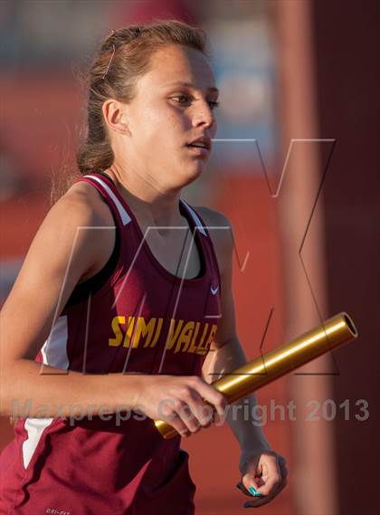 Thumbnail 2 in Westlake vs Simi Valley (4x400m Relay) photogallery.