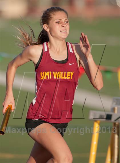 Thumbnail 1 in Westlake vs Simi Valley (4x400m Relay) photogallery.