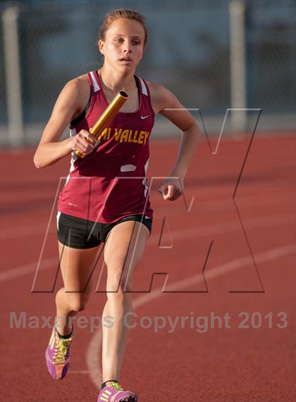 Thumbnail 1 in Westlake vs Simi Valley (4x400m Relay) photogallery.