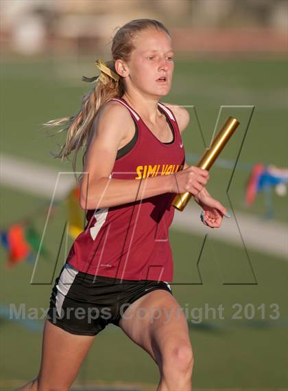 Thumbnail 1 in Westlake vs Simi Valley (4x400m Relay) photogallery.