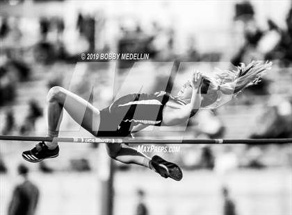 Thumbnail 1 in CIF State Track and Field Championships (Girls Events)  photogallery.