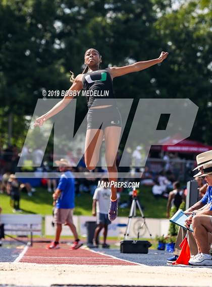 Thumbnail 1 in CIF State Track and Field Championships (Girls Events)  photogallery.
