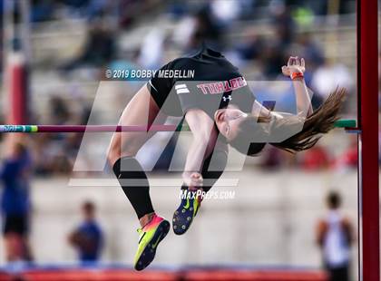 Thumbnail 1 in CIF State Track and Field Championships (Girls Events)  photogallery.