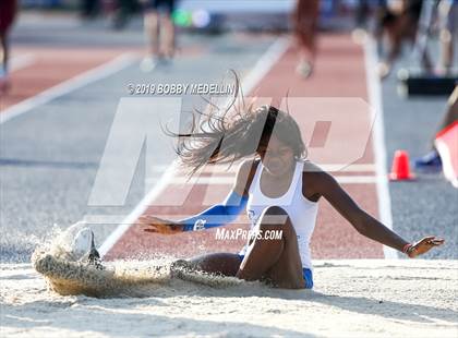 Thumbnail 2 in CIF State Track and Field Championships (Girls Events)  photogallery.