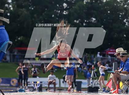 Thumbnail 3 in CIF State Track and Field Championships (Girls Events)  photogallery.