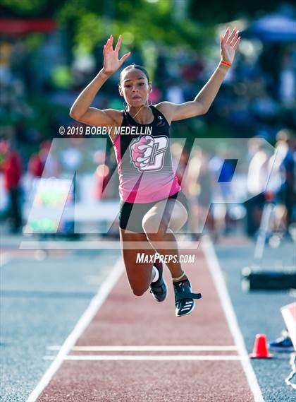 Thumbnail 3 in CIF State Track and Field Championships (Girls Events)  photogallery.