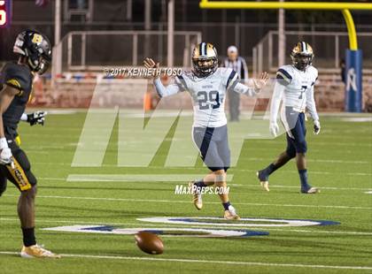 Thumbnail 3 in O'Connor vs. Brennan (District Championship) photogallery.