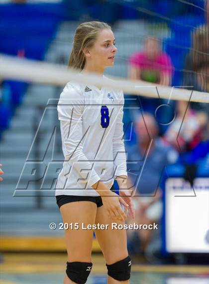 Thumbnail 2 in Marion @ Bandera photogallery.