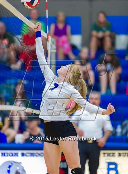 Thumbnail 3 in Marion @ Bandera photogallery.
