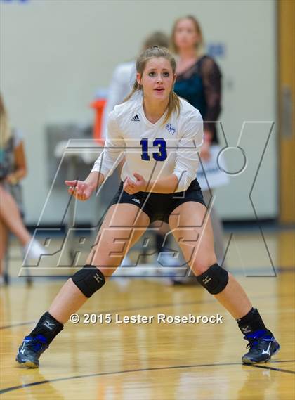 Thumbnail 1 in Marion @ Bandera photogallery.