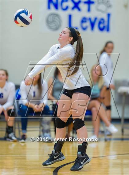 Thumbnail 3 in Marion @ Bandera photogallery.