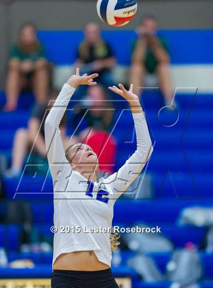 Thumbnail 1 in Marion @ Bandera photogallery.