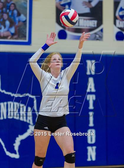 Thumbnail 3 in Marion @ Bandera photogallery.
