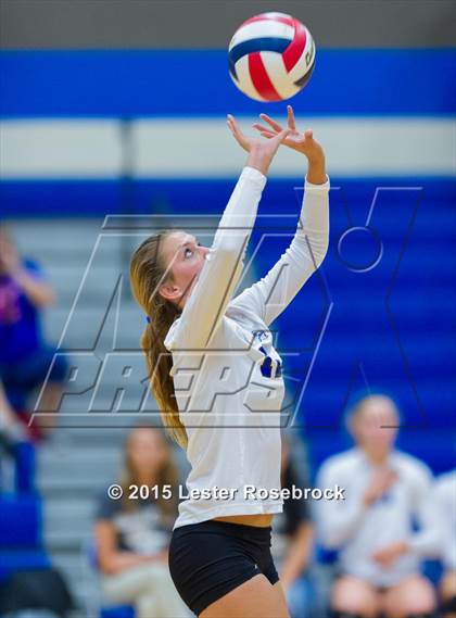 Thumbnail 3 in Marion @ Bandera photogallery.