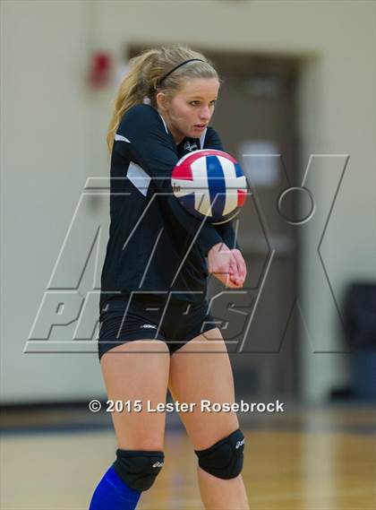 Thumbnail 3 in Marion @ Bandera photogallery.