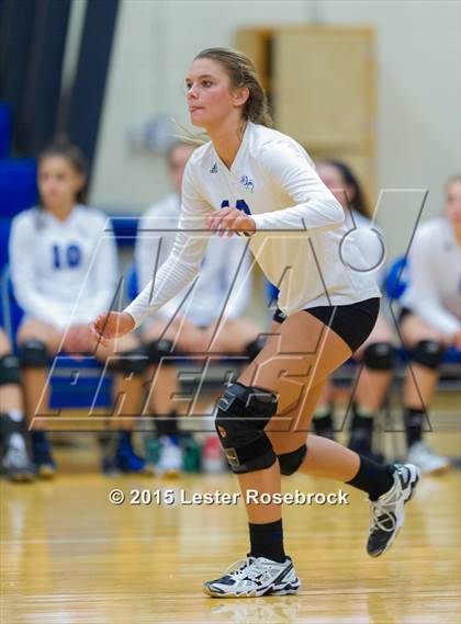 Thumbnail 3 in Marion @ Bandera photogallery.