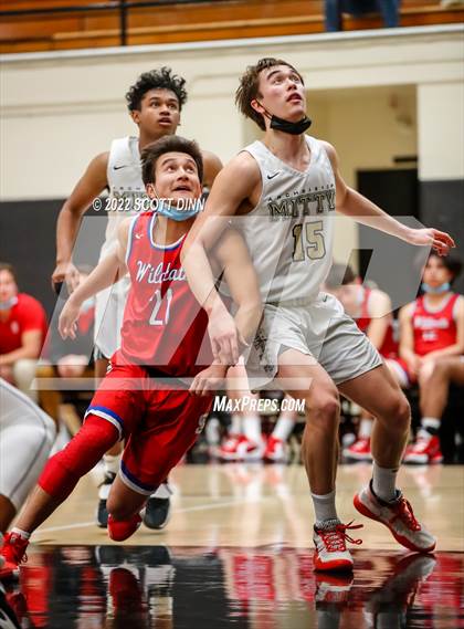 Thumbnail 2 in St. Ignatius vs Archbishop Mitty (Open Division Championships) photogallery.