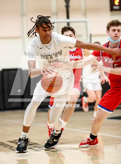 Thumbnail 1 in St. Ignatius vs Archbishop Mitty (Open Division Championships) photogallery.